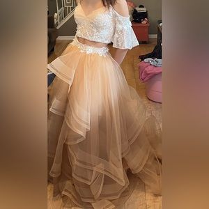 Rachel Allan - 6476 Two Piece Cold Shoulders
Layered Tulle Gown